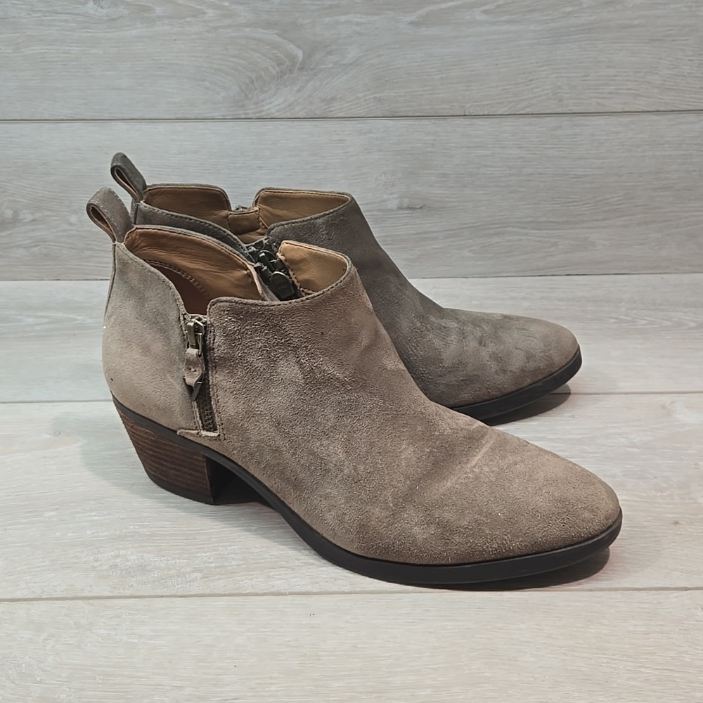 Vionic Women Cecily Waterproof Ankle Leather Heels Boots shoes sz 10